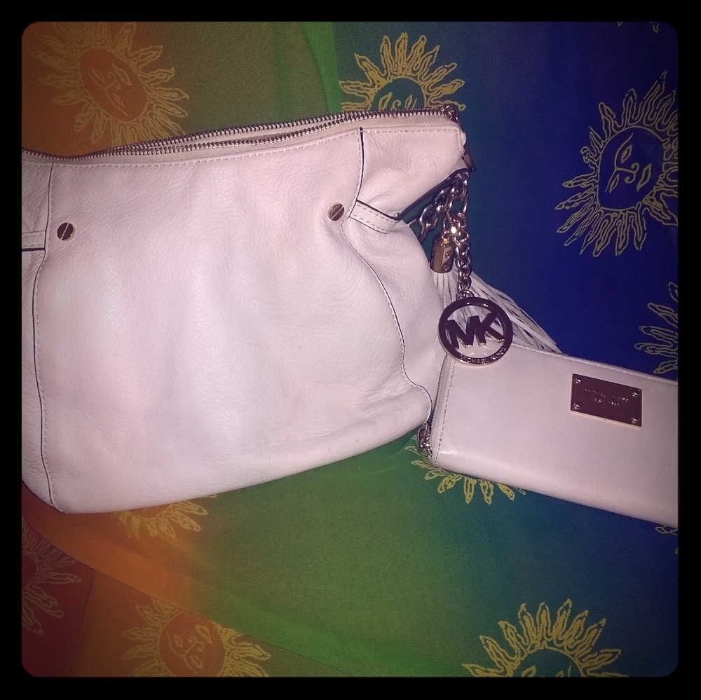 Michael kors purse and wallet